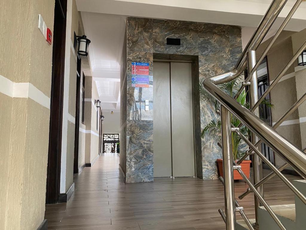 Hemak Suites 奈洛比 外观 照片