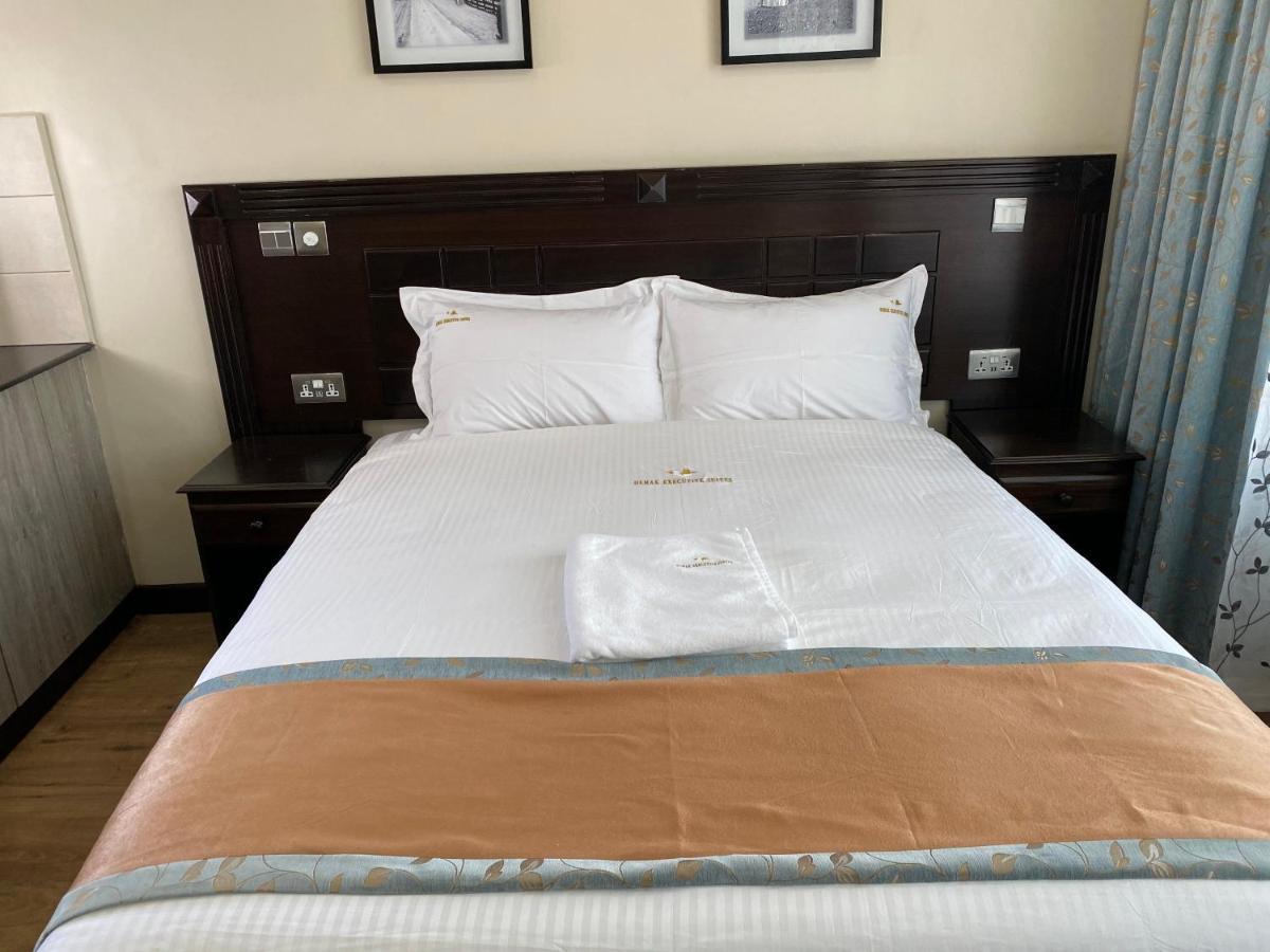 Hemak Suites 奈洛比 外观 照片