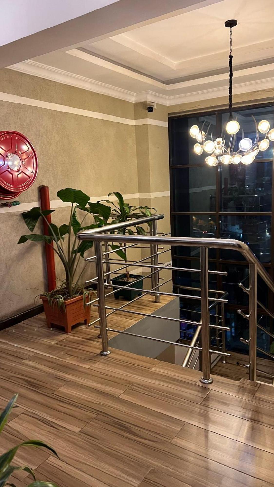 Hemak Suites 奈洛比 外观 照片